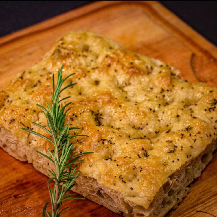 🌿 Focaccia sal de mar romero ( 660gr Aprox ) - Imagen 2